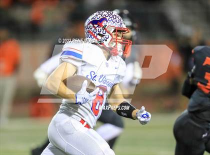 Thumbnail 3 in St. Vincent de Paul vs Wasco ( CIF Div 6-AA State Final) photogallery.
