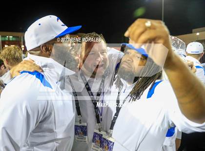 Thumbnail 2 in St. Vincent de Paul vs Wasco ( CIF Div 6-AA State Final) photogallery.