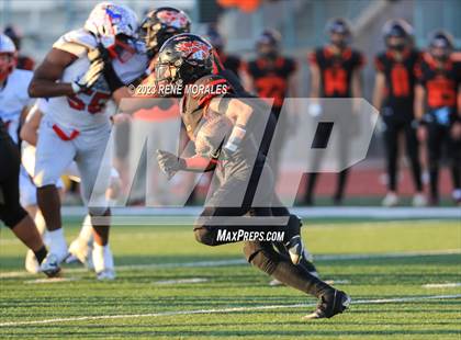 Thumbnail 1 in St. Vincent de Paul vs Wasco ( CIF Div 6-AA State Final) photogallery.