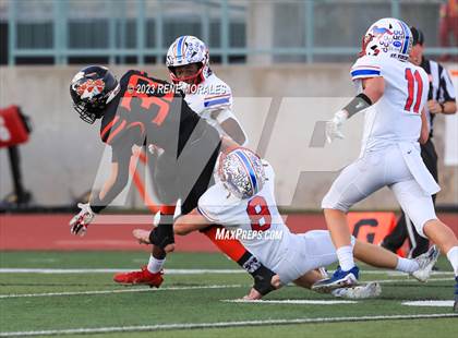 Thumbnail 2 in St. Vincent de Paul vs Wasco ( CIF Div 6-AA State Final) photogallery.