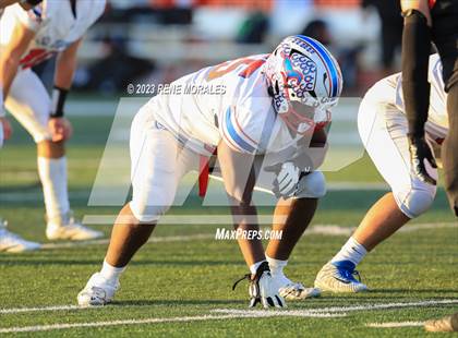 Thumbnail 2 in St. Vincent de Paul vs Wasco ( CIF Div 6-AA State Final) photogallery.