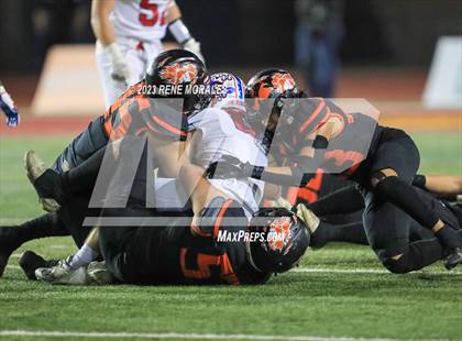 Thumbnail 2 in St. Vincent de Paul vs Wasco ( CIF Div 6-AA State Final) photogallery.