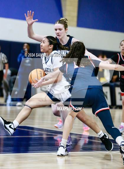 Thumbnail 2 in East vs West (Battle of the Valley All-Star Game) photogallery.