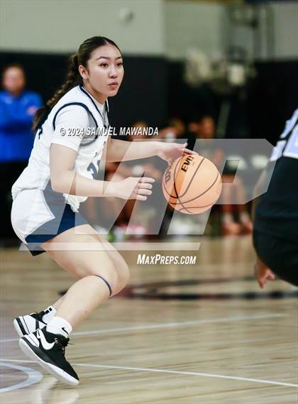 Thumbnail 2 in East vs West (Battle of the Valley All-Star Game) photogallery.
