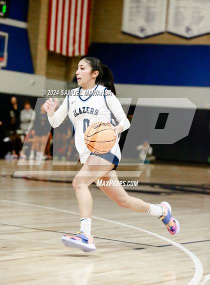 Thumbnail 3 in East vs West (Battle of the Valley All-Star Game) photogallery.
