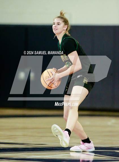 Thumbnail 2 in East vs West (Battle of the Valley All-Star Game) photogallery.