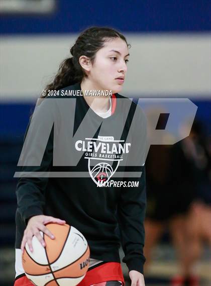 Thumbnail 3 in East vs West (Battle of the Valley All-Star Game) photogallery.
