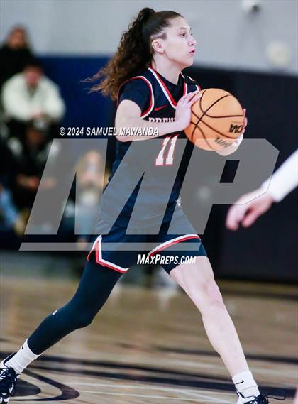 Thumbnail 2 in East vs West (Battle of the Valley All-Star Game) photogallery.