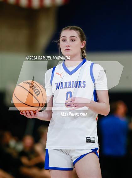 Thumbnail 2 in East vs West (Battle of the Valley All-Star Game) photogallery.
