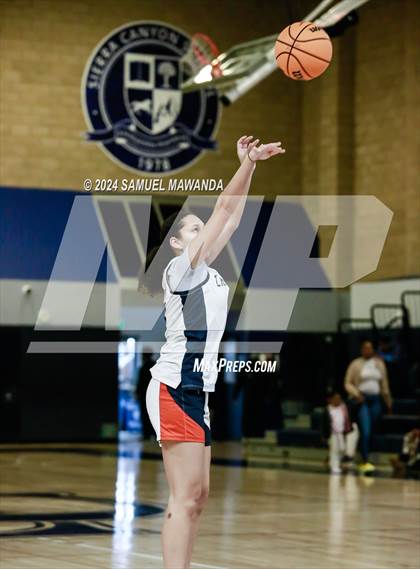 Thumbnail 3 in East vs West (Battle of the Valley All-Star Game) photogallery.