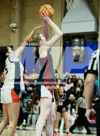 Thumbnail 2 in East vs West (Battle of the Valley All-Star Game) photogallery.
