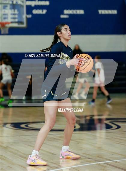 Thumbnail 3 in East vs West (Battle of the Valley All-Star Game) photogallery.