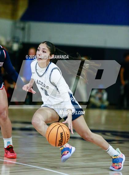 Thumbnail 2 in East vs West (Battle of the Valley All-Star Game) photogallery.