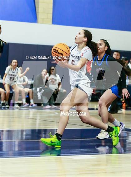 Thumbnail 3 in East vs West (Battle of the Valley All-Star Game) photogallery.