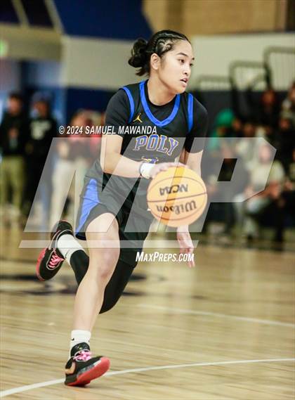 Thumbnail 1 in East vs West (Battle of the Valley All-Star Game) photogallery.