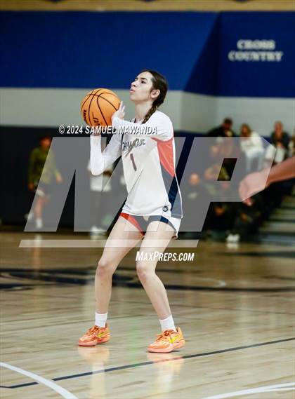 Thumbnail 2 in East vs West (Battle of the Valley All-Star Game) photogallery.