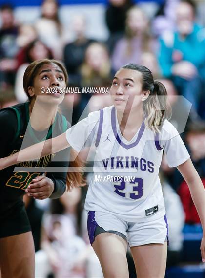 Thumbnail 2 in East vs West (Battle of the Valley All-Star Game) photogallery.