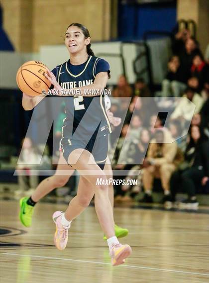 Thumbnail 2 in East vs West (Battle of the Valley All-Star Game) photogallery.