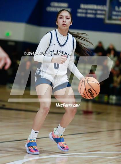 Thumbnail 3 in East vs West (Battle of the Valley All-Star Game) photogallery.
