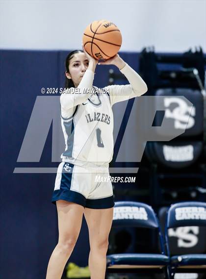 Thumbnail 3 in East vs West (Battle of the Valley All-Star Game) photogallery.