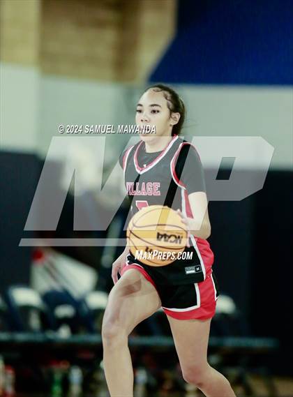 Thumbnail 1 in East vs West (Battle of the Valley All-Star Game) photogallery.