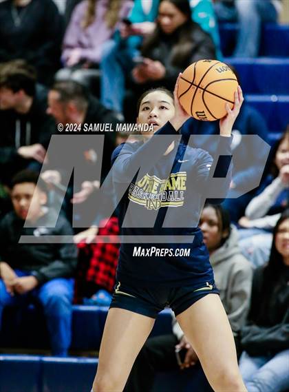 Thumbnail 2 in East vs West (Battle of the Valley All-Star Game) photogallery.