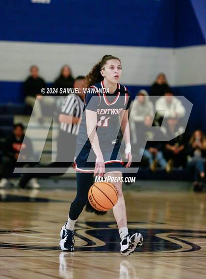 Thumbnail 1 in East vs West (Battle of the Valley All-Star Game) photogallery.