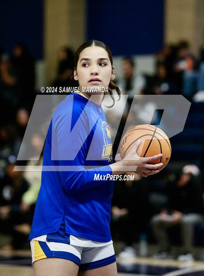 Thumbnail 1 in East vs West (Battle of the Valley All-Star Game) photogallery.
