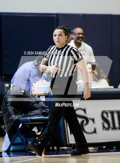Thumbnail 3 in East vs West (Battle of the Valley All-Star Game) photogallery.