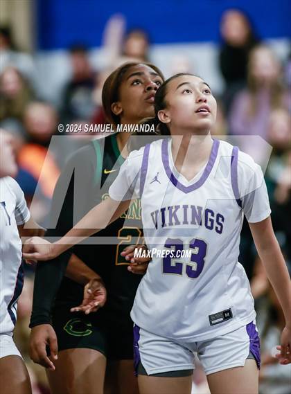Thumbnail 3 in East vs West (Battle of the Valley All-Star Game) photogallery.