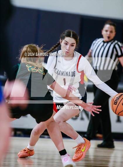 Thumbnail 3 in East vs West (Battle of the Valley All-Star Game) photogallery.