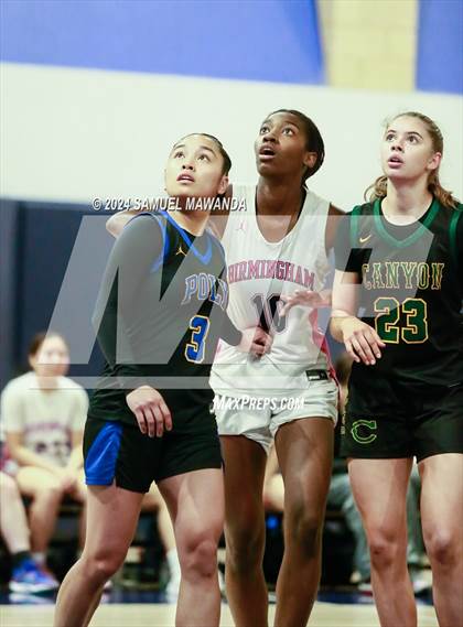Thumbnail 3 in East vs West (Battle of the Valley All-Star Game) photogallery.