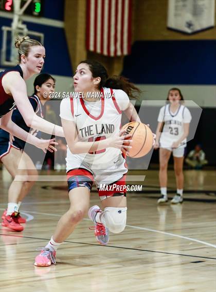 Thumbnail 2 in East vs West (Battle of the Valley All-Star Game) photogallery.