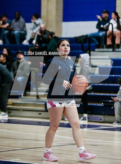Thumbnail 1 in East vs West (Battle of the Valley All-Star Game) photogallery.