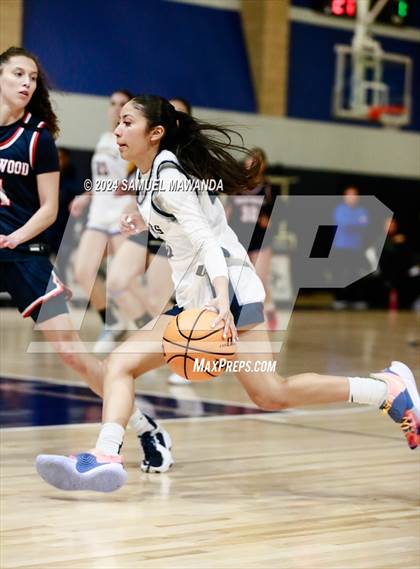 Thumbnail 1 in East vs West (Battle of the Valley All-Star Game) photogallery.