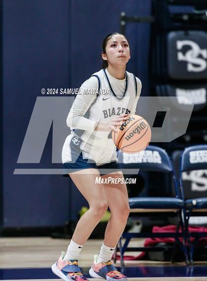 Thumbnail 2 in East vs West (Battle of the Valley All-Star Game) photogallery.