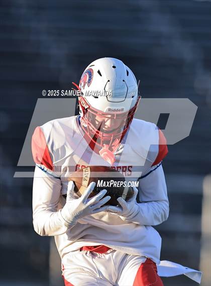 Thumbnail 2 in Faith Baptist vs Milken photogallery.