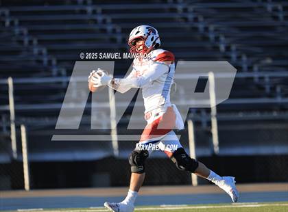 Thumbnail 2 in Faith Baptist vs Milken photogallery.