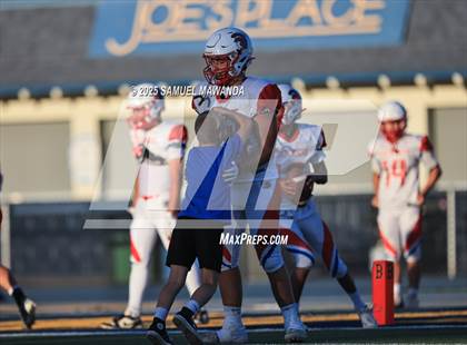 Thumbnail 3 in Faith Baptist vs Milken photogallery.