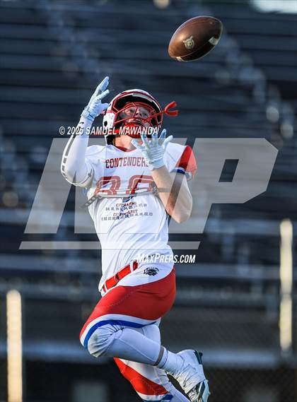 Thumbnail 3 in Faith Baptist vs Milken photogallery.