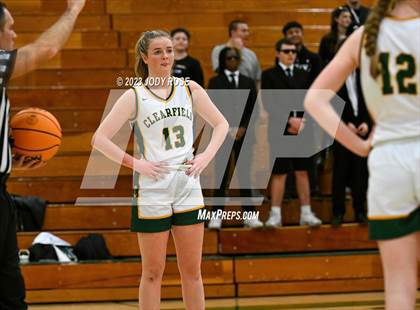 Thumbnail 3 in Clearfield vs Farmington photogallery.