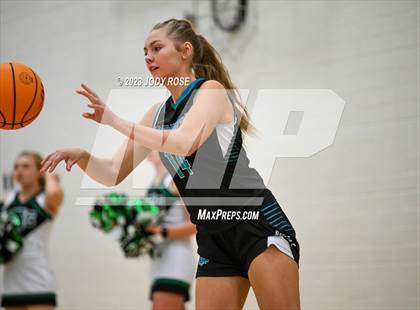 Thumbnail 2 in Clearfield vs Farmington photogallery.