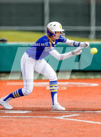 Thumbnail 2 in Wylie vs Brock (Brock Classic) photogallery.
