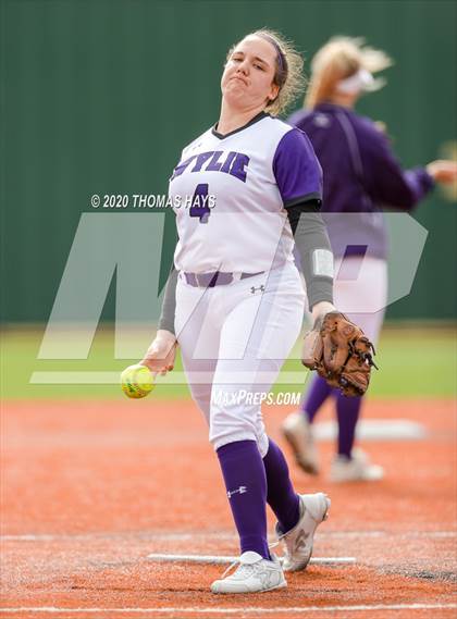 Thumbnail 2 in Wylie vs Brock (Brock Classic) photogallery.