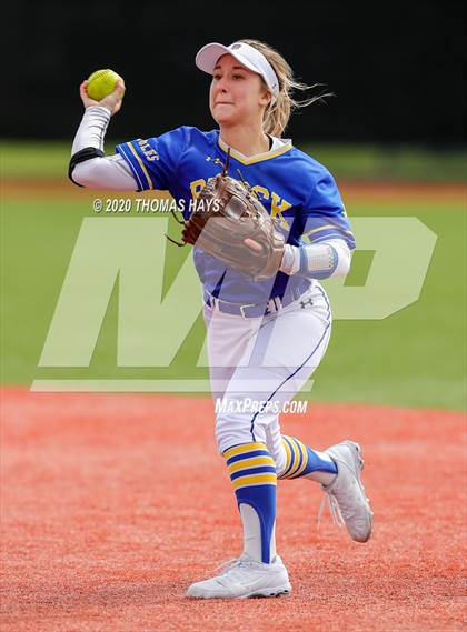 Thumbnail 1 in Wylie vs Brock (Brock Classic) photogallery.