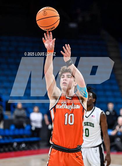 Thumbnail 1 in Pacifica Christian vs. Fairmont Prep (CIF SS DIV 2AA Championship) photogallery.