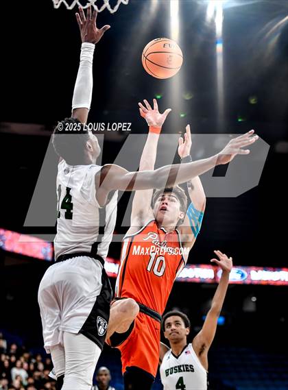 Thumbnail 3 in Pacifica Christian vs. Fairmont Prep (CIF SS DIV 2AA Championship) photogallery.