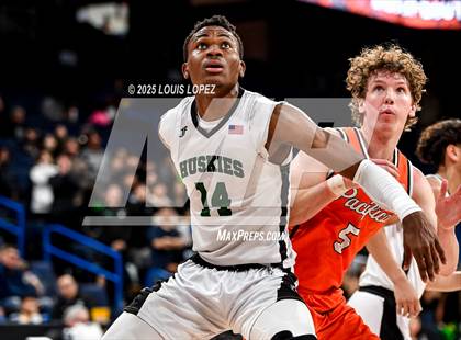Thumbnail 3 in Pacifica Christian vs. Fairmont Prep (CIF SS DIV 2AA Championship) photogallery.