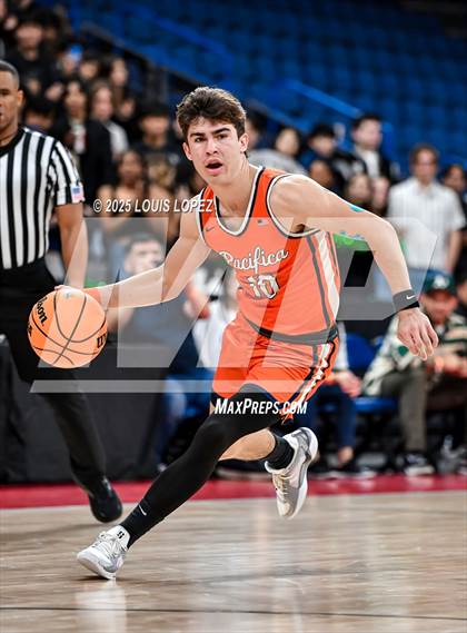 Thumbnail 1 in Pacifica Christian vs. Fairmont Prep (CIF SS DIV 2AA Championship) photogallery.