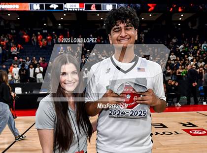 Thumbnail 2 in Pacifica Christian vs. Fairmont Prep (CIF SS DIV 2AA Championship) photogallery.